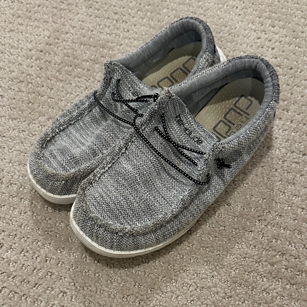 Kids Hey Dude Shoes Size Y5-L6